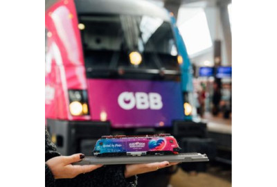 ESC fever on the rails – now available as an exclusive ROCO model!