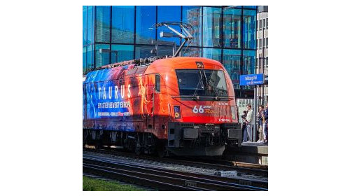 ROCO feiert 66 Jahre und schenkt sich ein Modell!